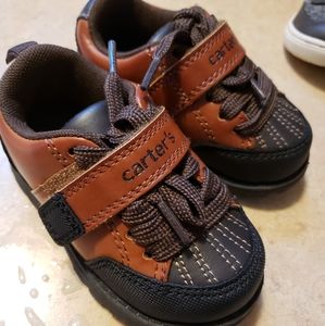 Toddler sz 5 Carter's shoes